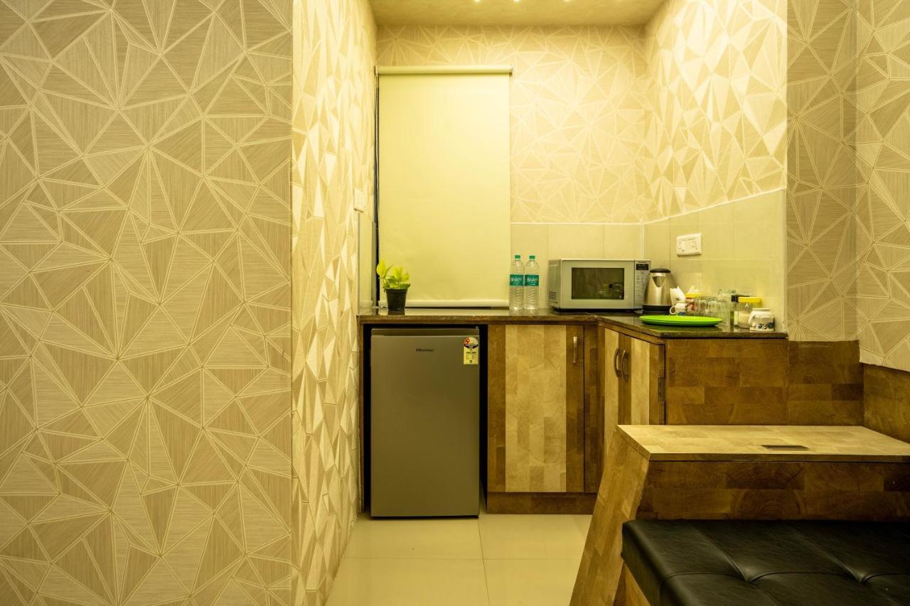 Seasons Suites Bangalore Bagian luar foto